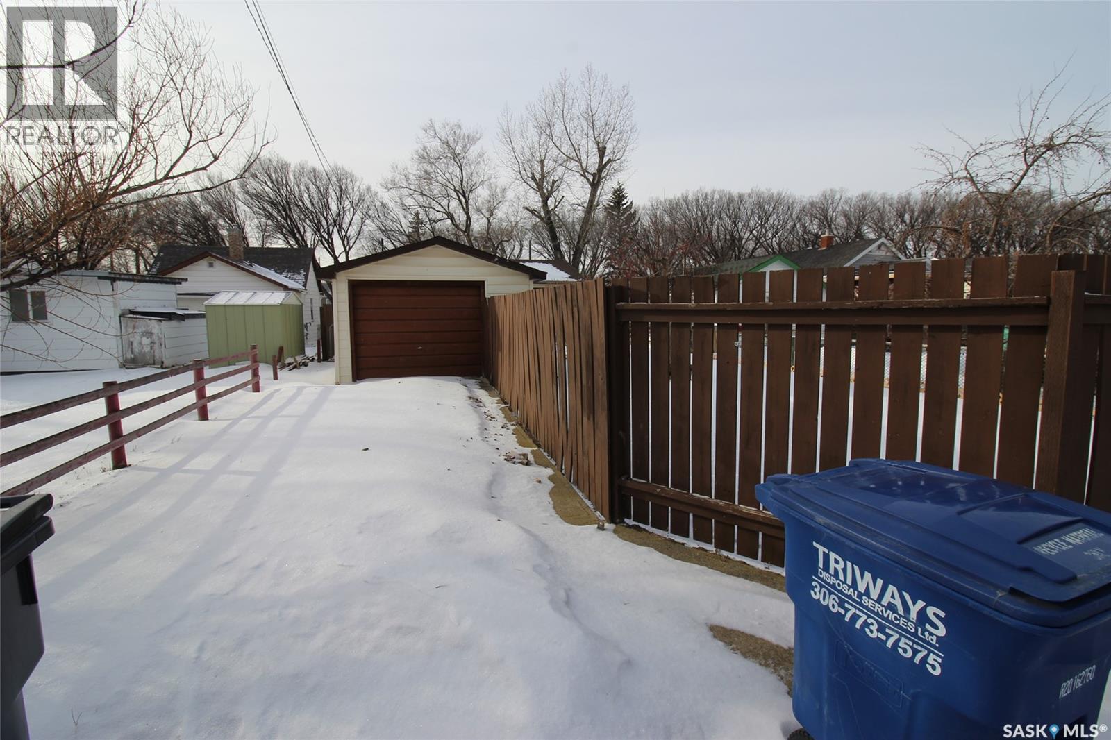 644 1st Street W, Shaunavon, Saskatchewan  S0N 2M0 - Photo 25 - SK027214