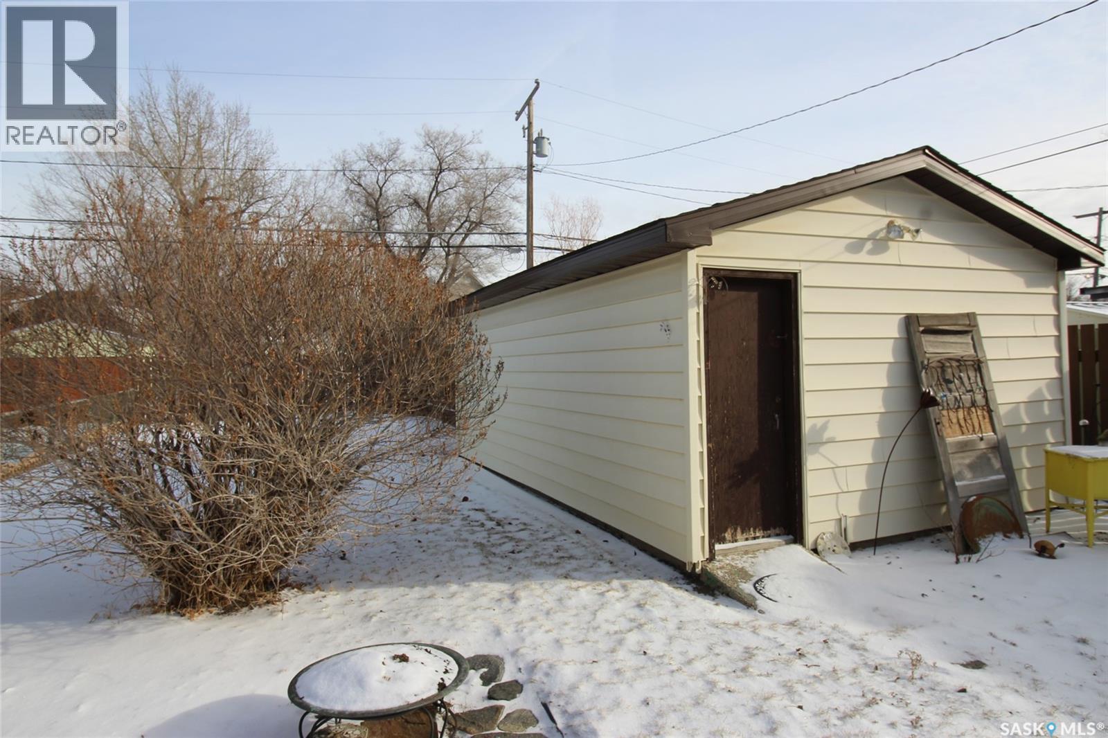 644 1st Street W, Shaunavon, Saskatchewan  S0N 2M0 - Photo 28 - SK027214