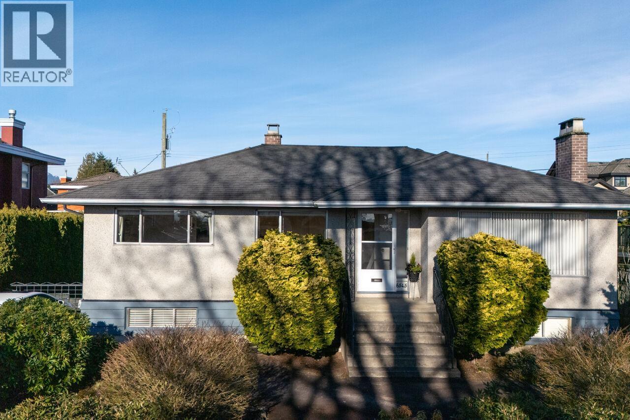 6545 Charles Street, Burnaby, British Columbia  V5B 2H2 - Photo 3 - R3081951