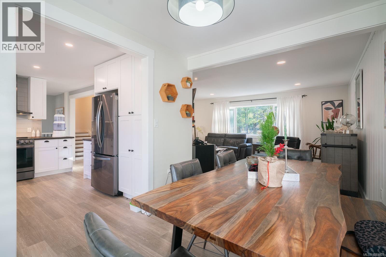 7801-7807 Beaver Creek Rd, Port Alberni, British Columbia  V9Y 8N3 - Photo 13 - 1023928