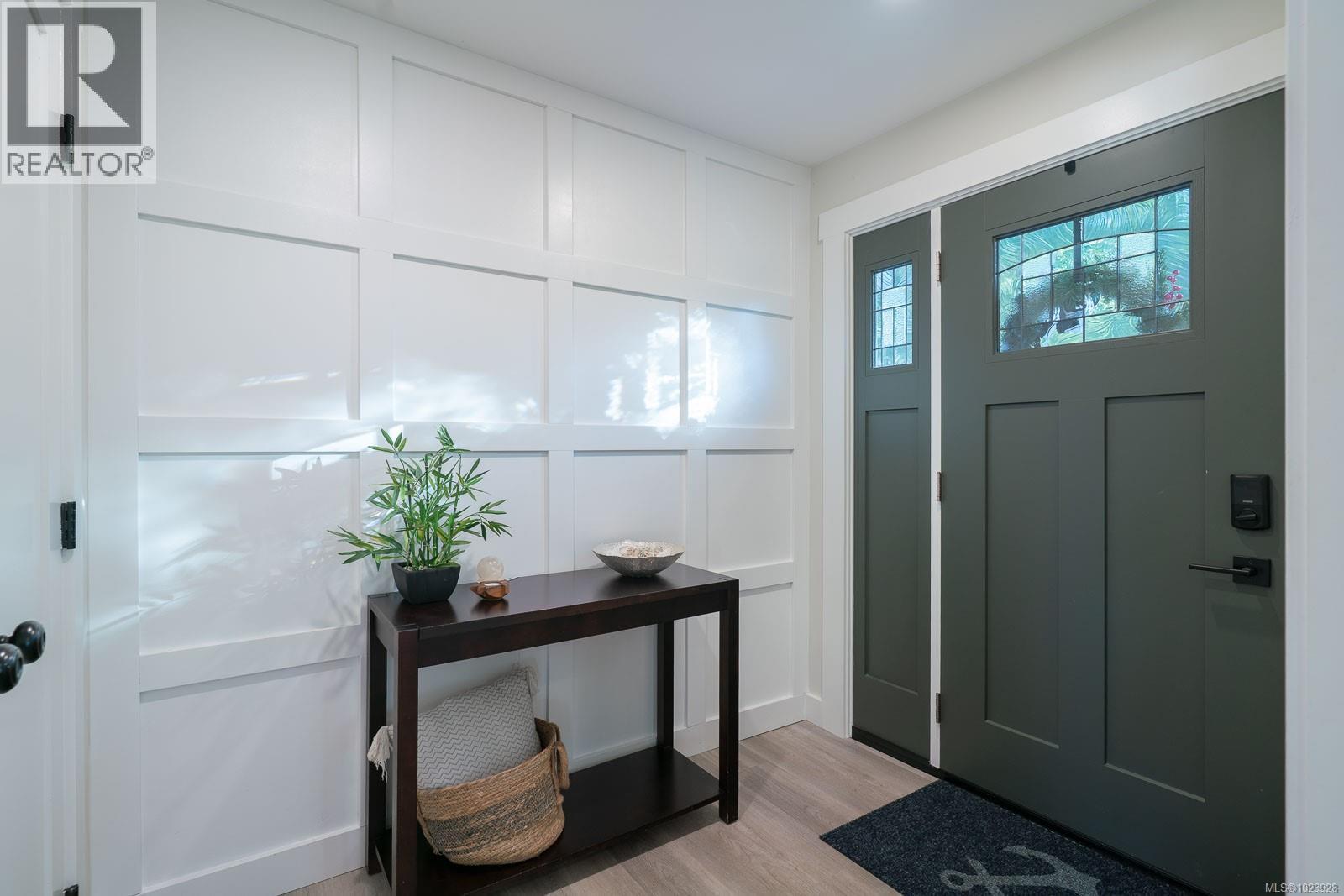 7801-7807 Beaver Creek Rd, Port Alberni, British Columbia  V9Y 8N3 - Photo 4 - 1023928