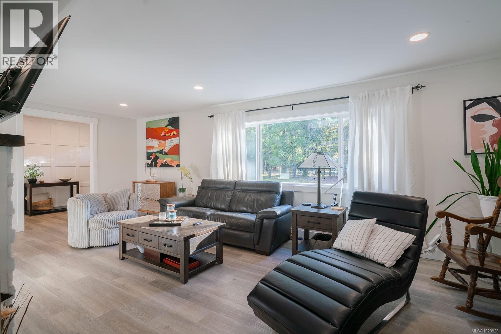 7801-7807 Beaver Creek Rd, Port Alberni, British Columbia  V9Y 8N3 - Photo 7 - 1023928