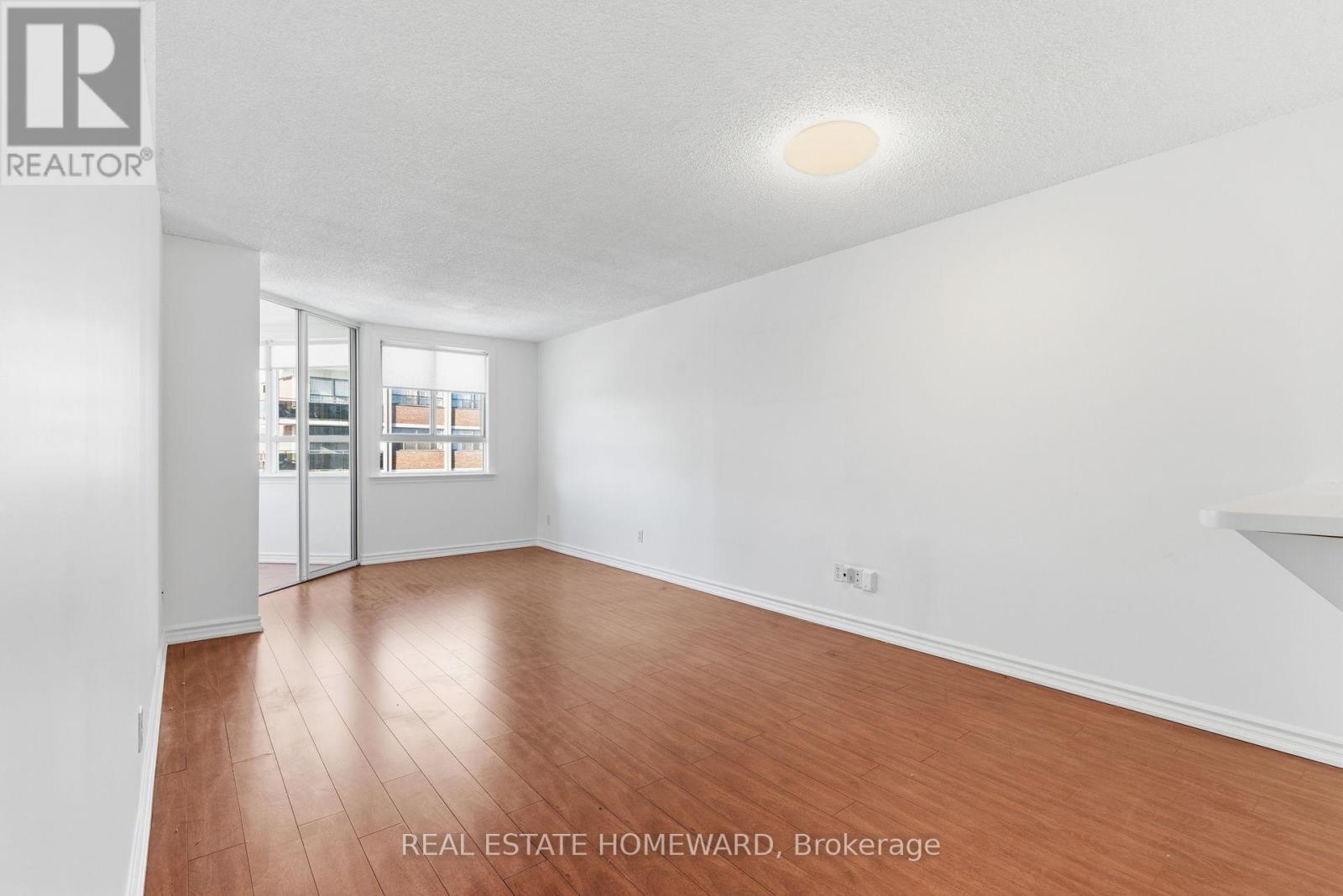 1002 - 4 Park Vista, Toronto, Ontario  M4B 3M8 - Photo 19 - E12675924