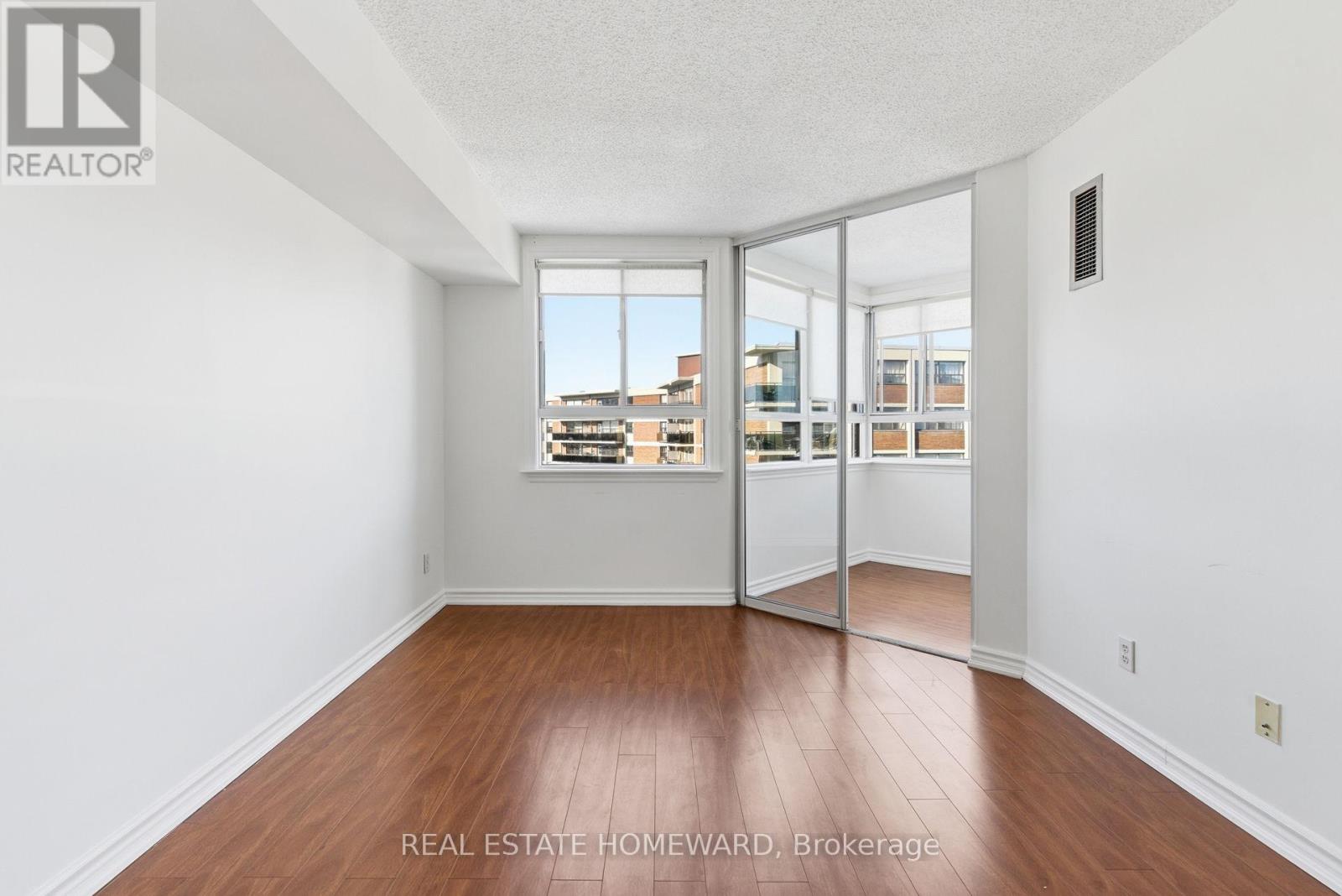 1002 - 4 Park Vista, Toronto, Ontario  M4B 3M8 - Photo 35 - E12675924