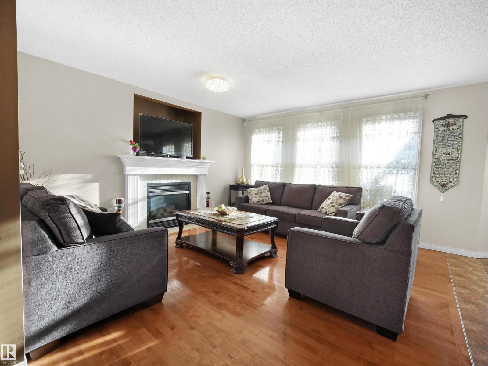 161 Easton Rd Sw, Edmonton, Alberta  T6X 1C3 - Photo 6 - E4470286