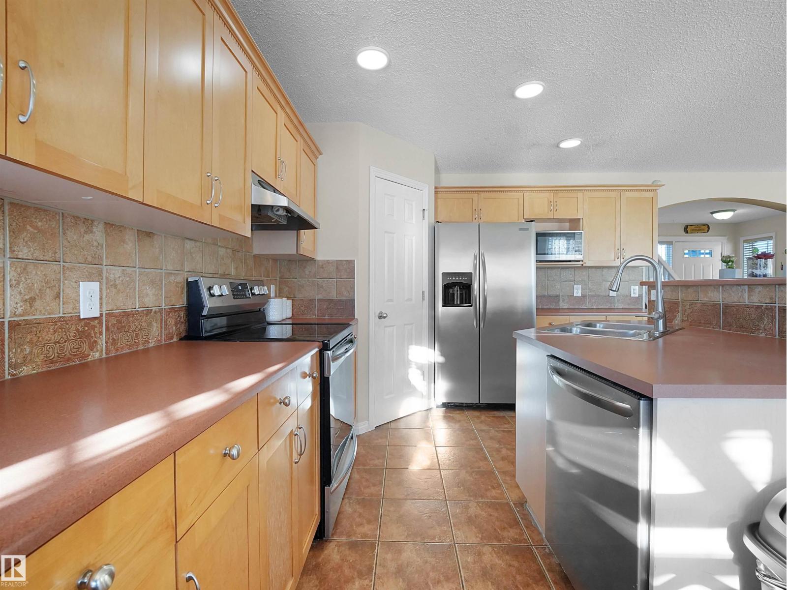 161 Easton Rd Sw, Edmonton, Alberta  T6X 1C3 - Photo 9 - E4470286