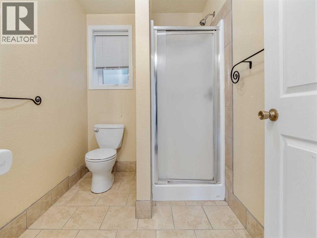 996 2 Avenue W, Cardston, Alberta  T0K 0K0 - Photo 32 - A2243990