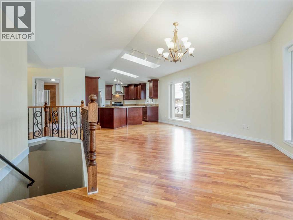 996 2 Avenue W, Cardston, Alberta  T0K 0K0 - Photo 5 - A2243990