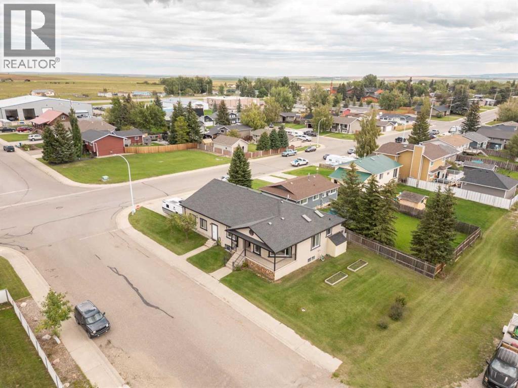 996 2 Avenue W, Cardston, Alberta  T0K 0K0 - Photo 41 - A2243990