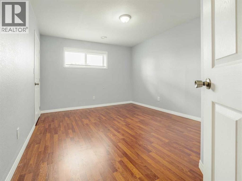 996 2 Avenue W, Cardston, Alberta  T0K 0K0 - Photo 34 - A2243990