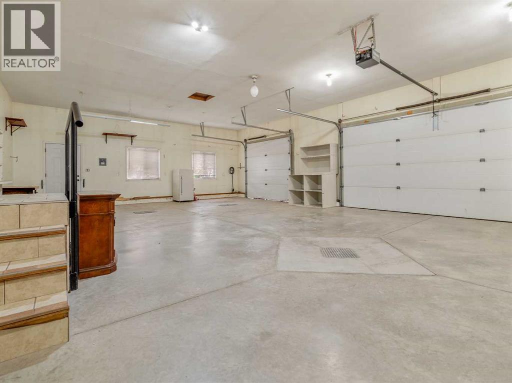 996 2 Avenue W, Cardston, Alberta  T0K 0K0 - Photo 36 - A2243990