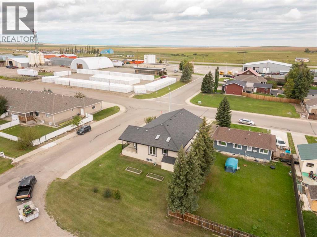 996 2 Avenue W, Cardston, Alberta  T0K 0K0 - Photo 44 - A2243990