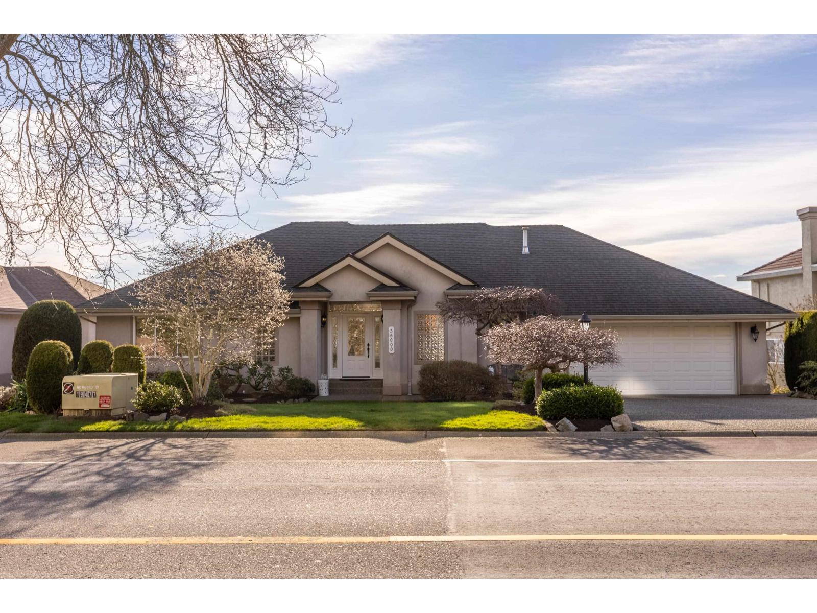 36000 Regal Parkway, Abbotsford, British Columbia  V3G 1L1 - Photo 1 - R3081715