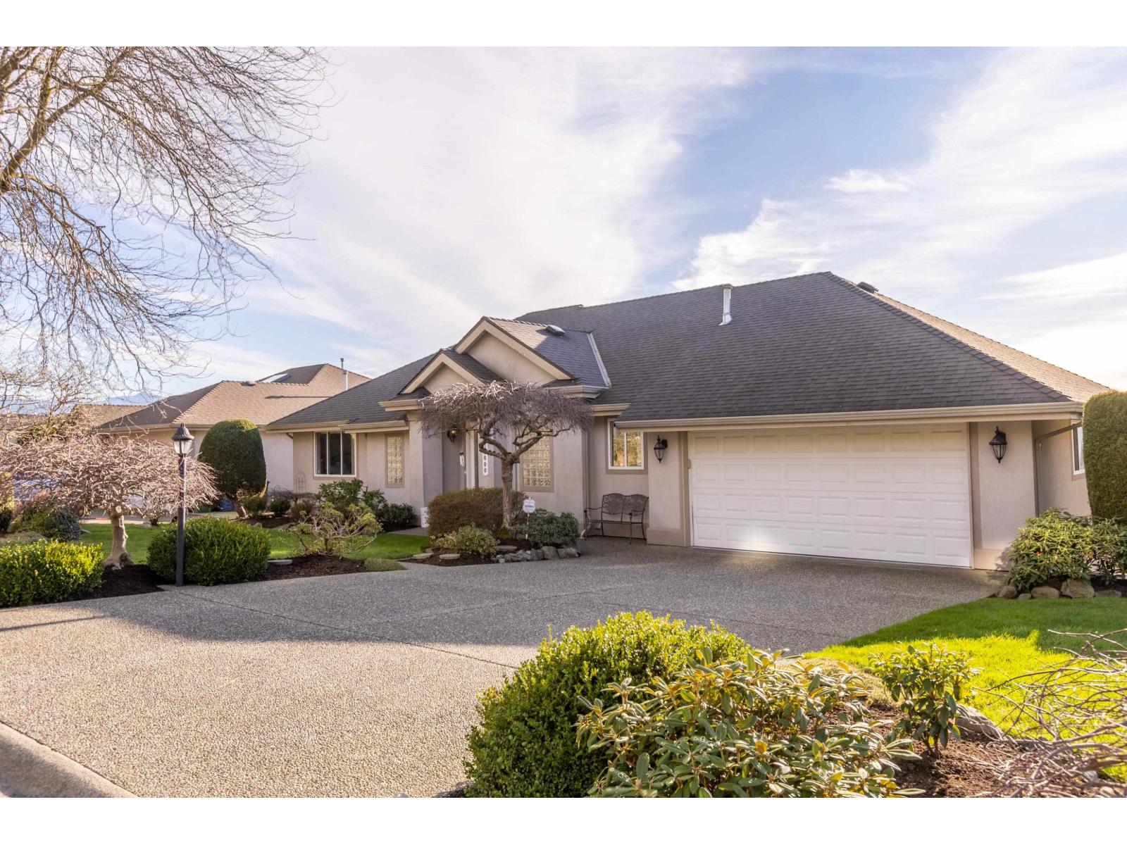 36000 Regal Parkway, Abbotsford, British Columbia  V3G 1L1 - Photo 2 - R3081715