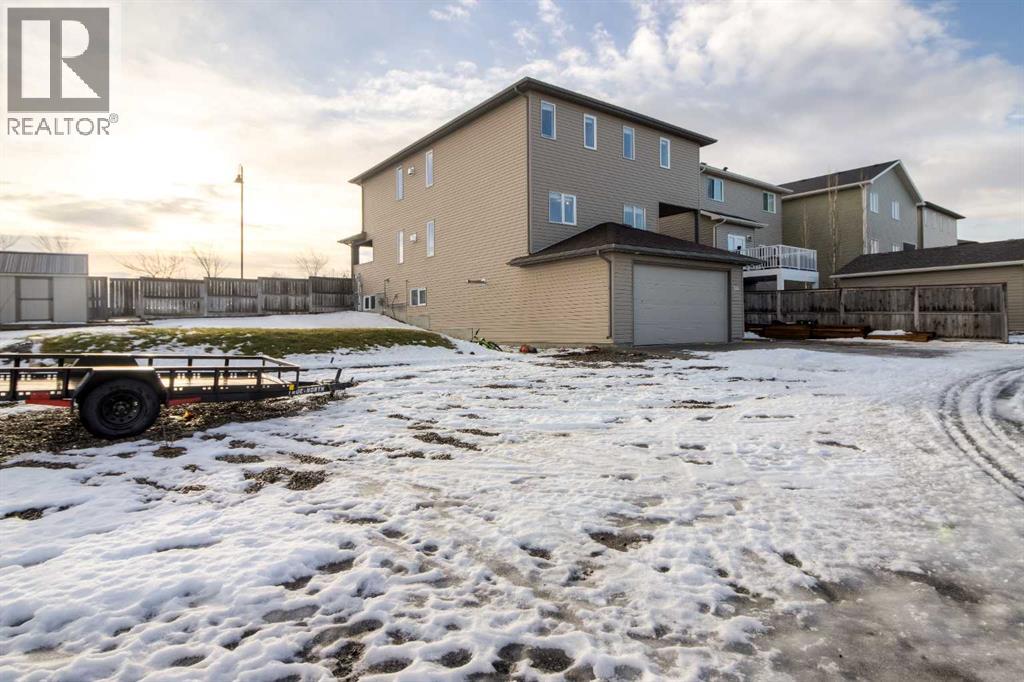 541 Aquitania Boulevard W, Lethbridge, Alberta  T1J 5G7 - Photo 49 - A2272884