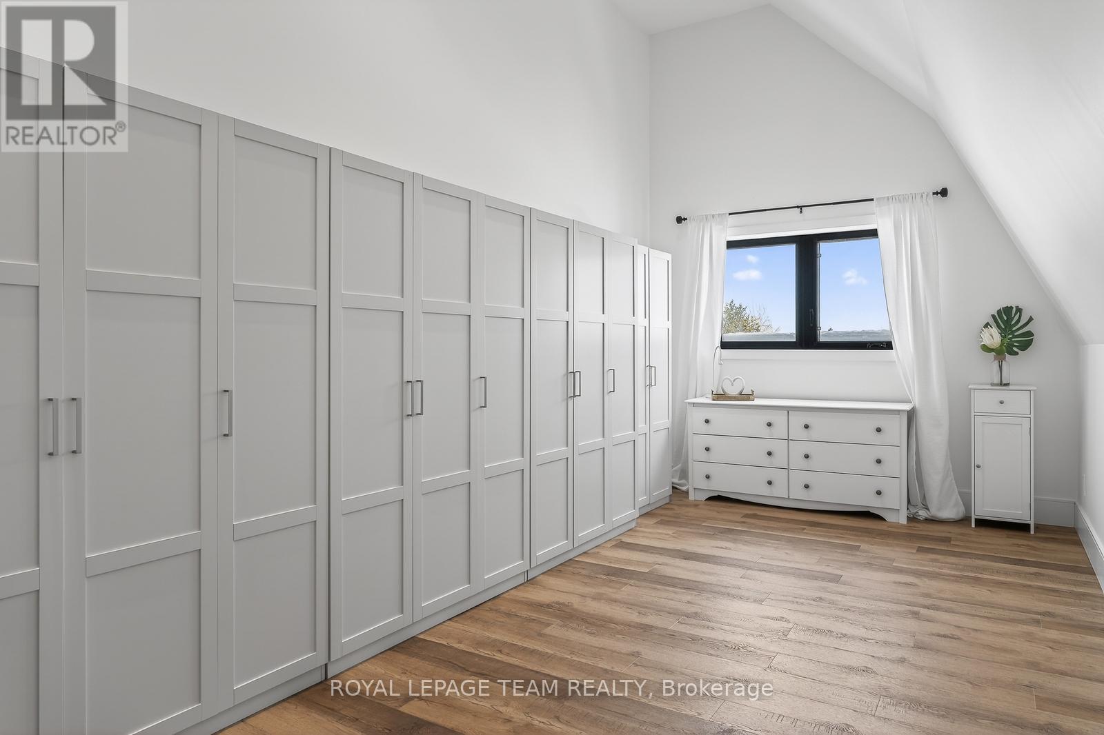 877 Huntmar Drive, Ottawa, Ontario  K0A 1L0 - Photo 37 - X12719132