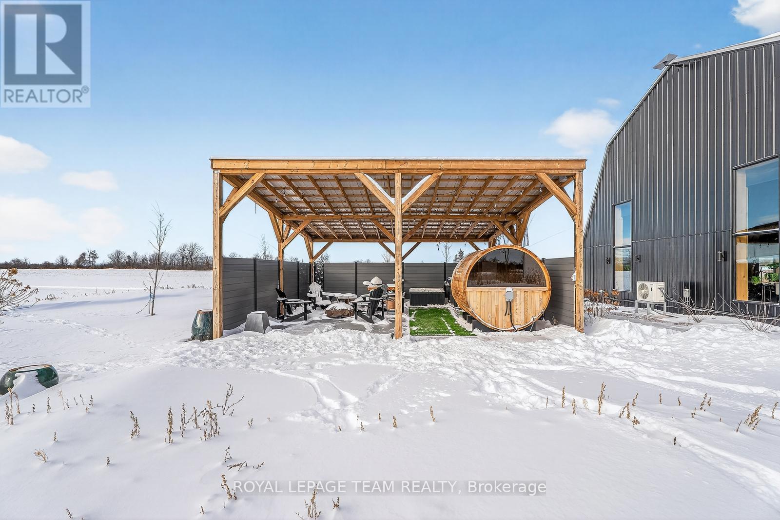 877 Huntmar Drive, Ottawa, Ontario  K0A 1L0 - Photo 39 - X12719132