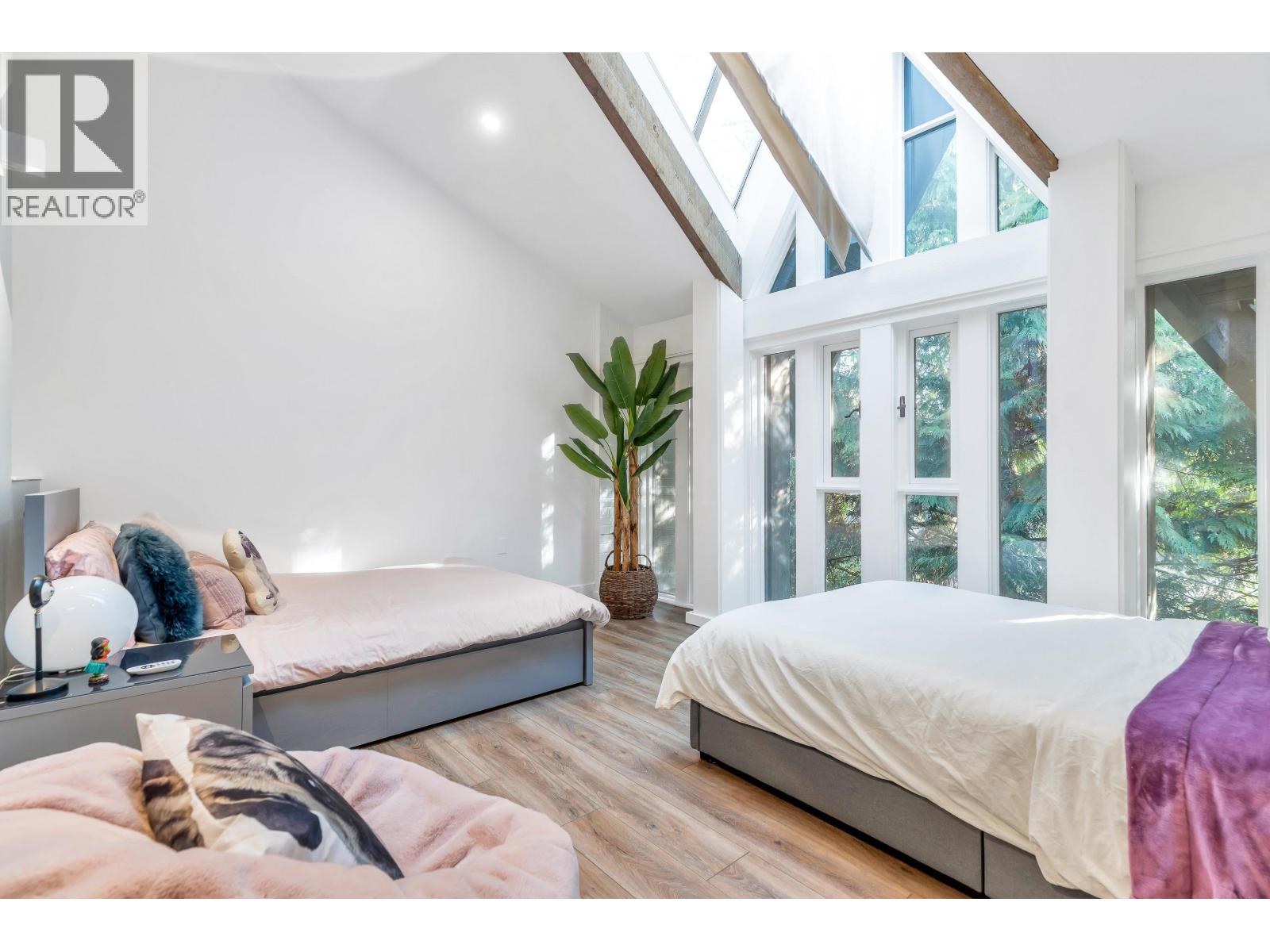 4 328 E 2nd Street, North Vancouver, British Columbia  V7L 1C7 - Photo 14 - R3082063