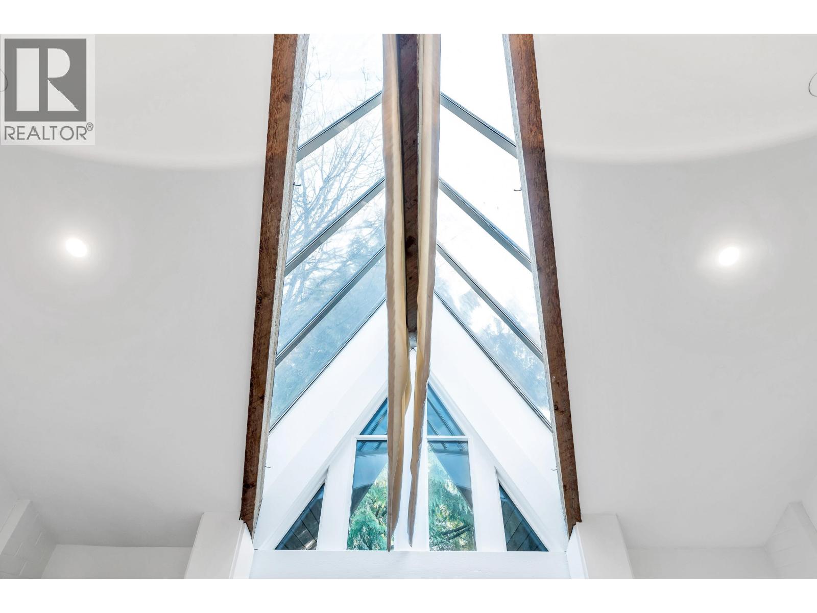 4 328 E 2nd Street, North Vancouver, British Columbia  V7L 1C7 - Photo 17 - R3082063