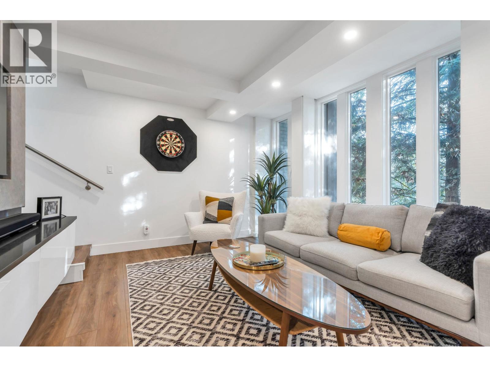 4 328 E 2nd Street, North Vancouver, British Columbia  V7L 1C7 - Photo 18 - R3082063