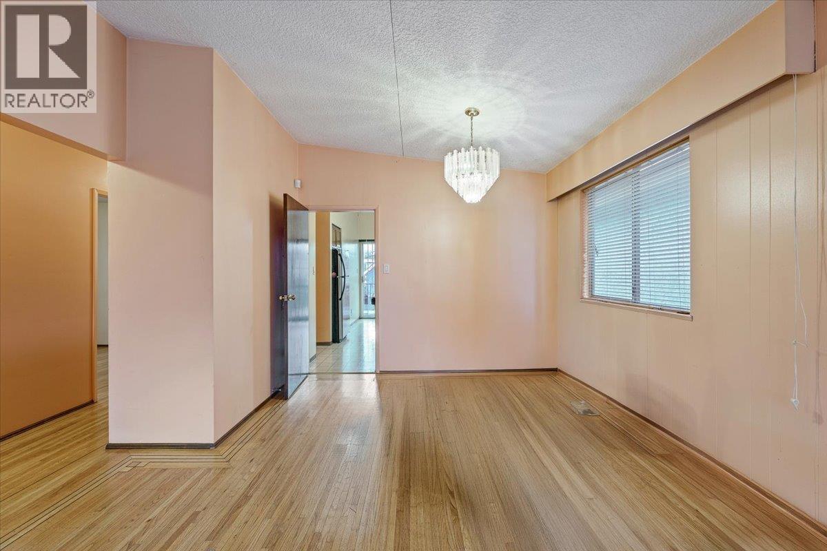 3279 Parker Street, Vancouver, British Columbia V5K 2V7 - Photo 12 - R3082067