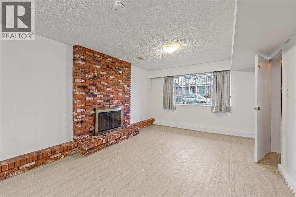 3279 Parker Street, Vancouver, British Columbia V5K 2V7 - Photo 27 - R3082067
