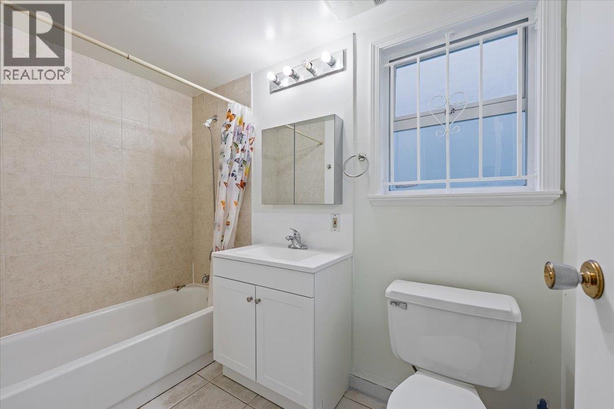 3279 Parker Street, Vancouver, British Columbia V5K 2V7 - Photo 30 - R3082067