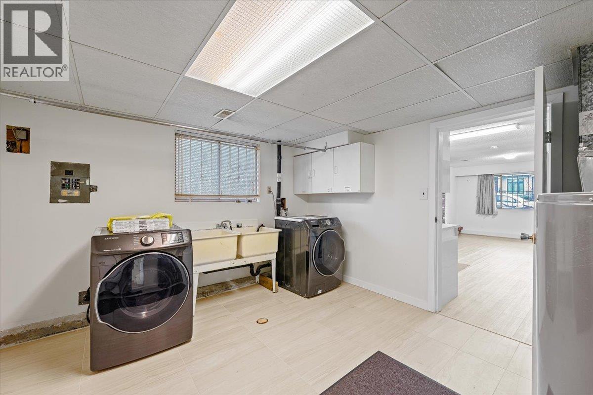 3279 Parker Street, Vancouver, British Columbia V5K 2V7 - Photo 31 - R3082067