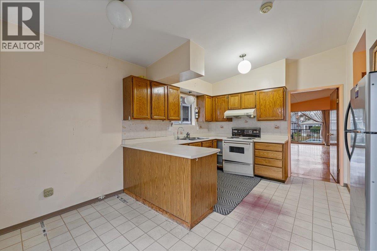 3279 Parker Street, Vancouver, British Columbia V5K 2V7 - Photo 7 - R3082067