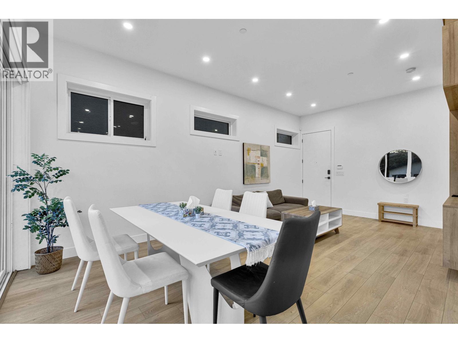 2666 E 8th Avenue, Vancouver, British Columbia  V5M 1W5 - Photo 11 - R3081828