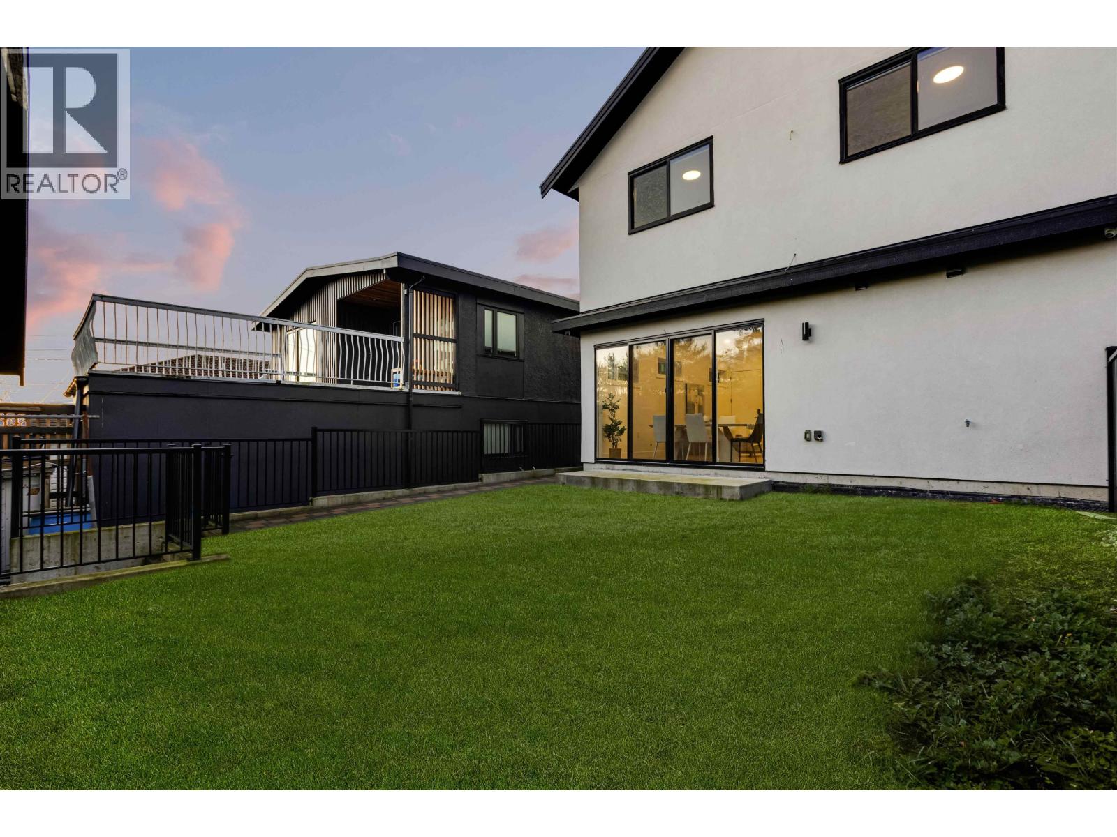 2666 E 8th Avenue, Vancouver, British Columbia  V5M 1W5 - Photo 6 - R3081828