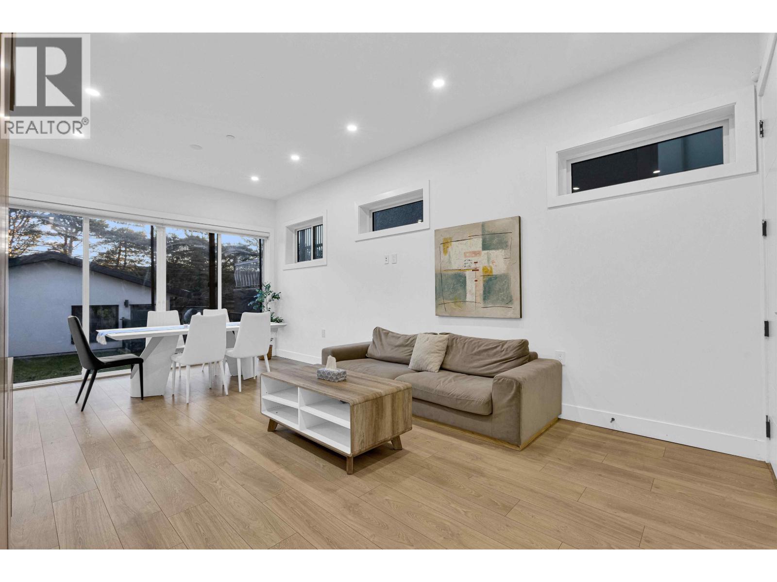 2666 E 8th Avenue, Vancouver, British Columbia  V5M 1W5 - Photo 8 - R3081828