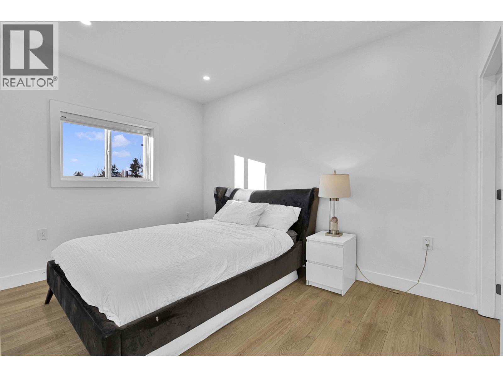 2666 E 8th Avenue, Vancouver, British Columbia  V5M 1W5 - Photo 18 - R3081828