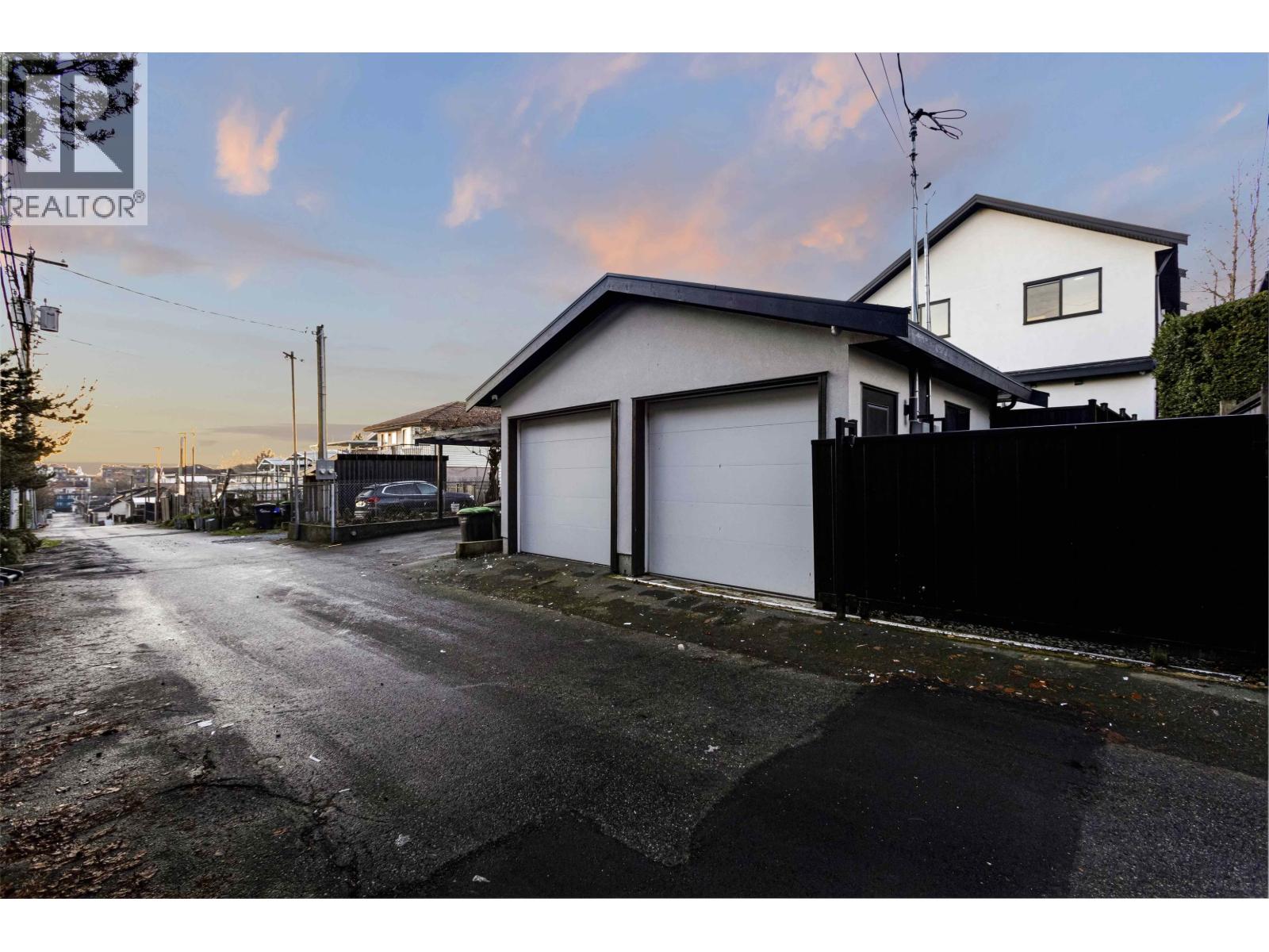 2666 E 8th Avenue, Vancouver, British Columbia  V5M 1W5 - Photo 27 - R3081828