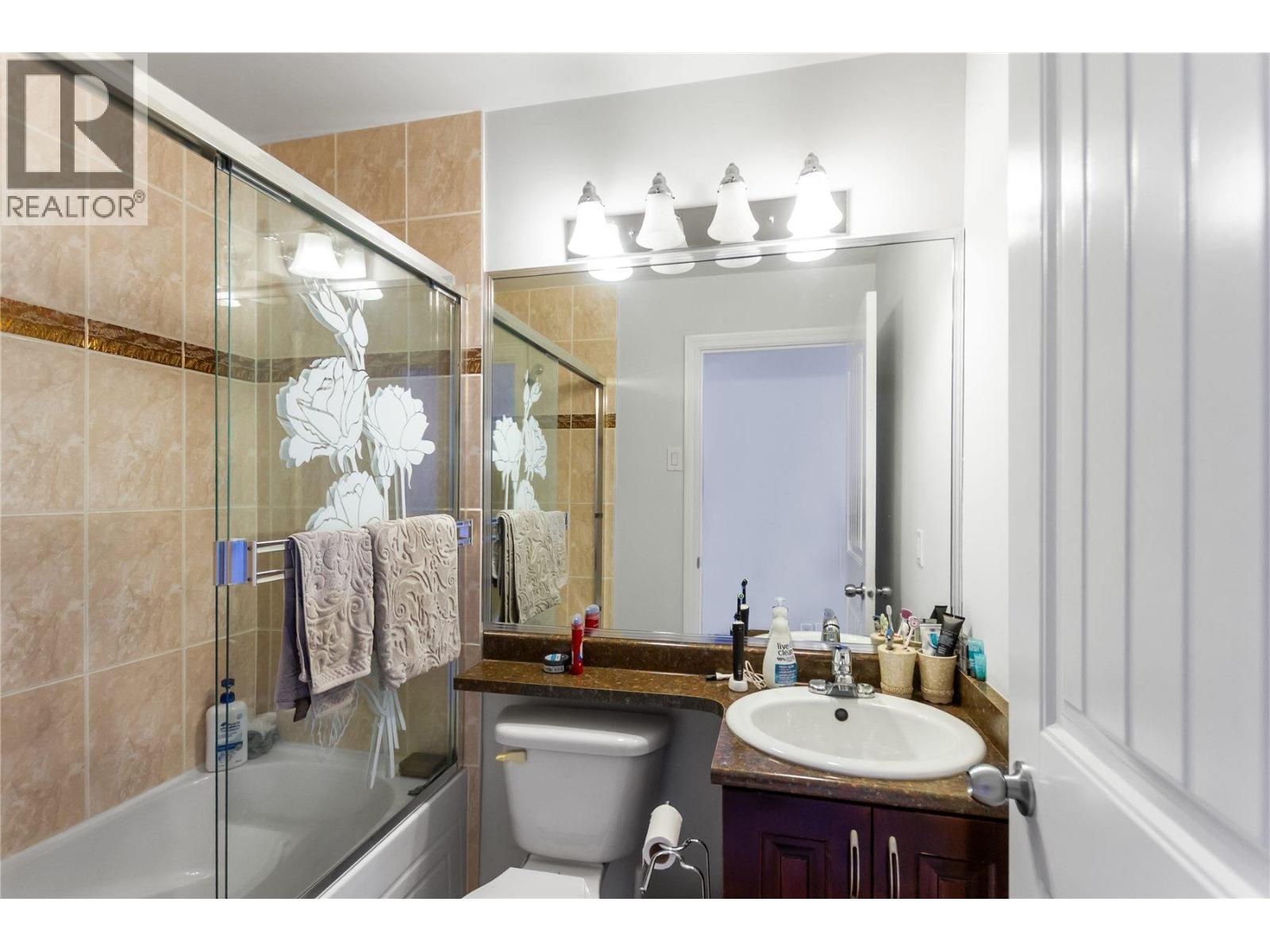 7751 Rosewood Street, Burnaby, British Columbia  V5E 2H2 - Photo 20 - R3082008