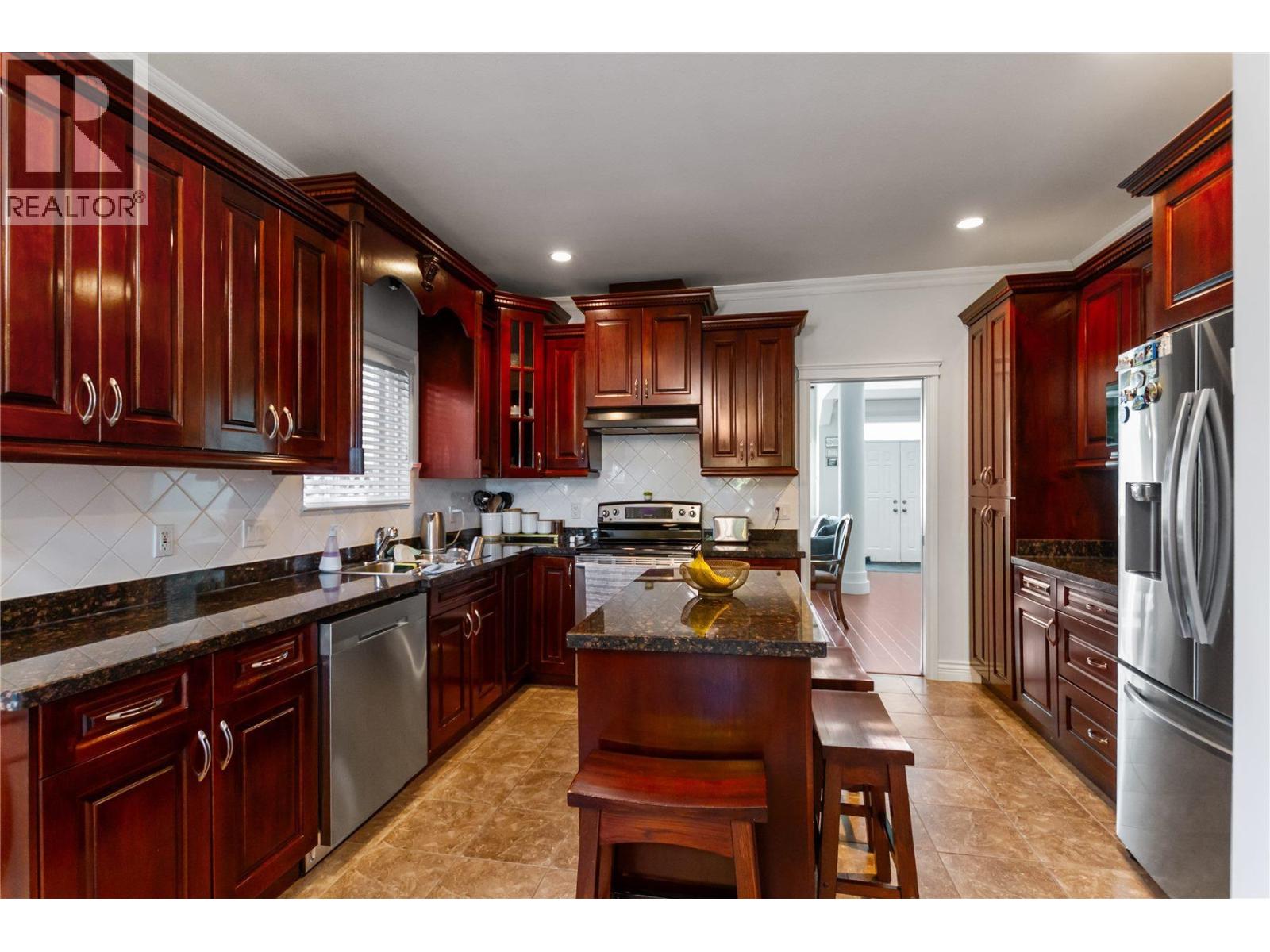 7751 Rosewood Street, Burnaby, British Columbia  V5E 2H2 - Photo 9 - R3082008