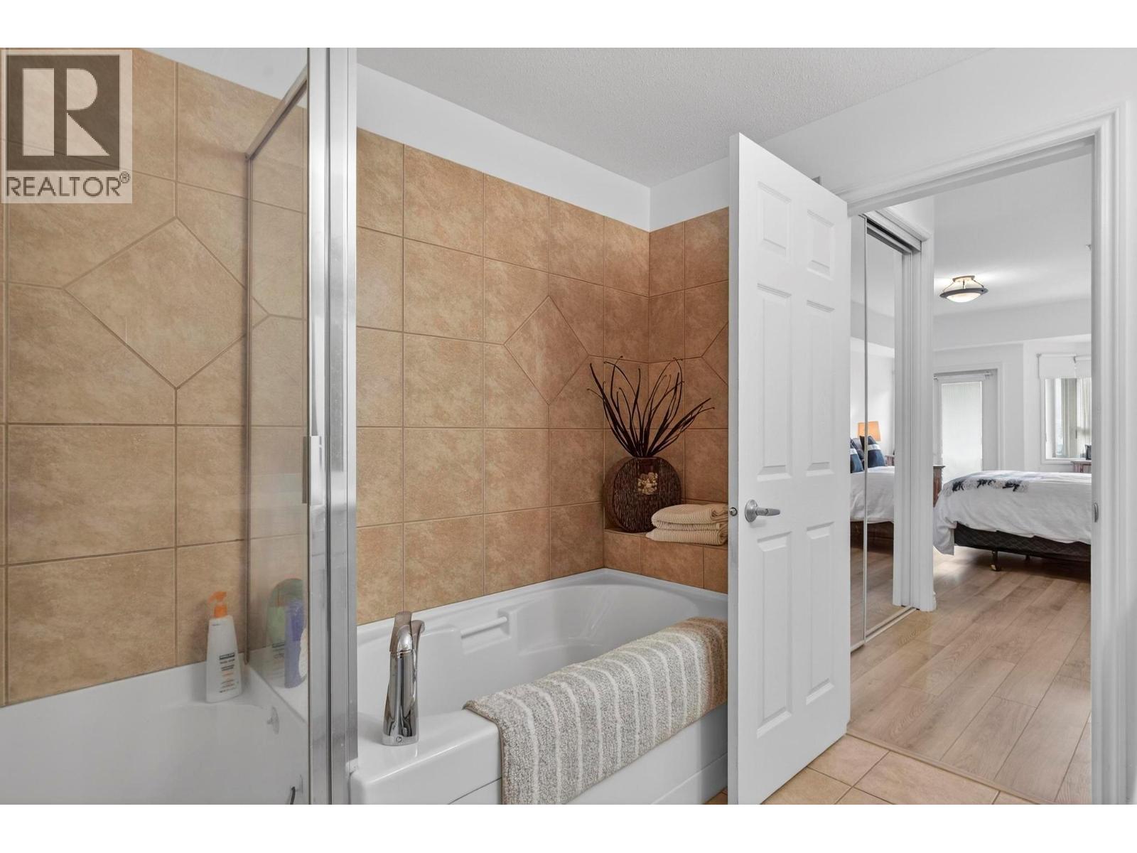 1961 Durnin Road Unit# 211, Kelowna, British Columbia  V1X 7Z6 - Photo 21 - 10373560