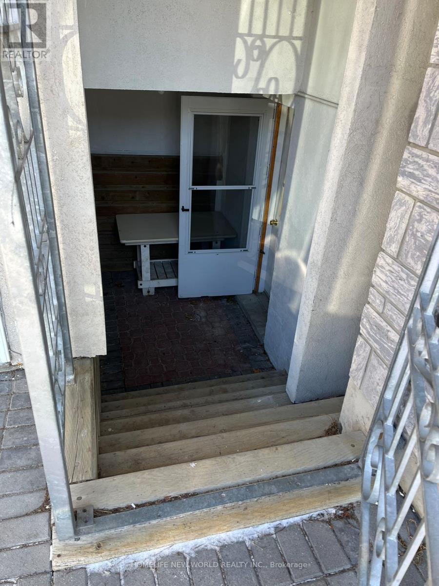 298 Mckee Avenue, Toronto, Ontario  M2N 4E3 - Photo 7 - C12719114