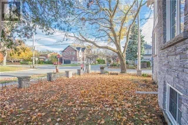 298 Mckee Avenue, Toronto, Ontario  M2N 4E3 - Photo 9 - C12719114