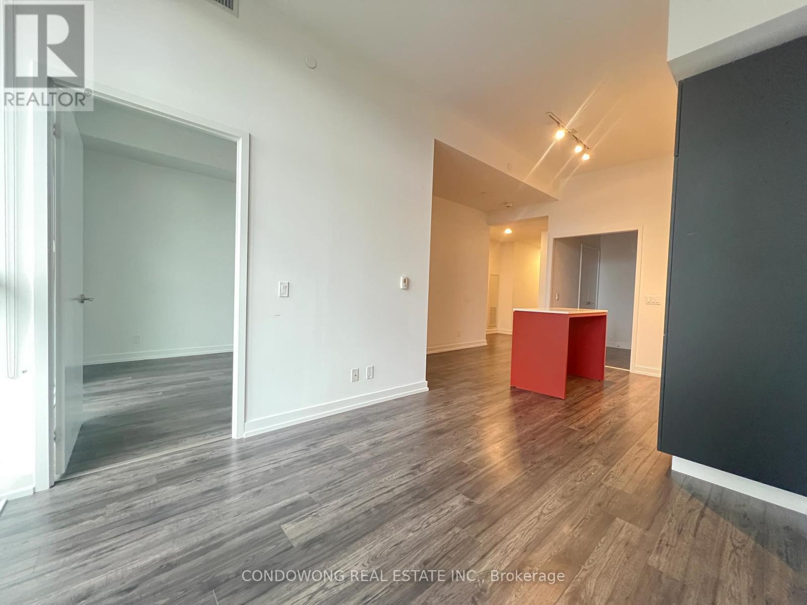 401 - 33 Helendale Avenue, Toronto, Ontario  M4R 0A4 - Photo 10 - C12719118