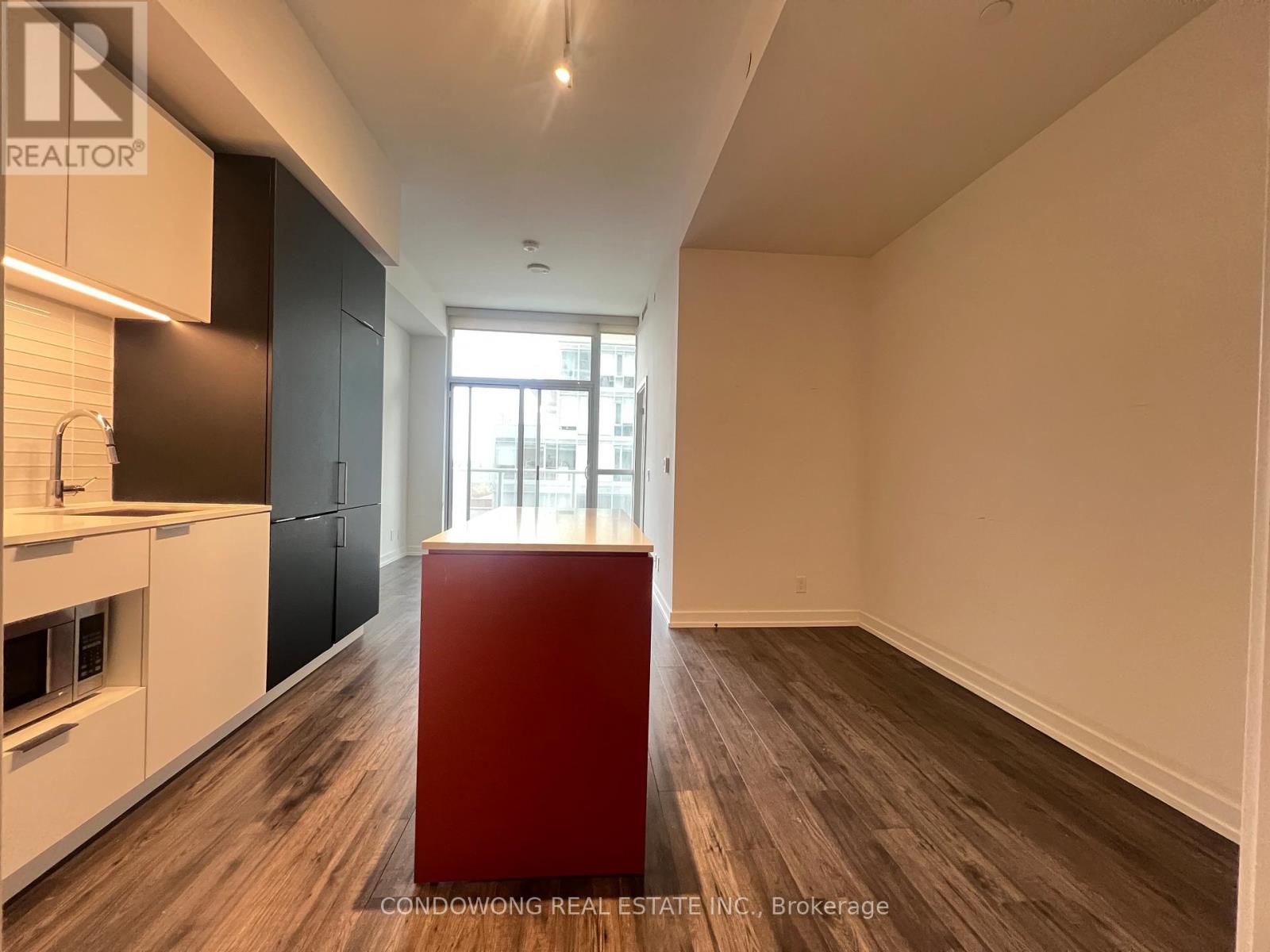 401 - 33 Helendale Avenue, Toronto, Ontario  M4R 0A4 - Photo 4 - C12719118