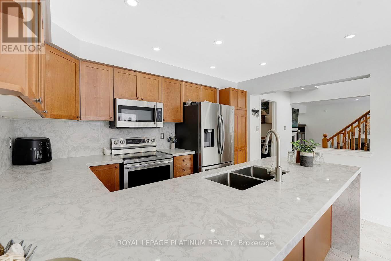 23 Mendoza Drive, Brampton, Ontario  L7A 3M1 - Photo 24 - W12718974