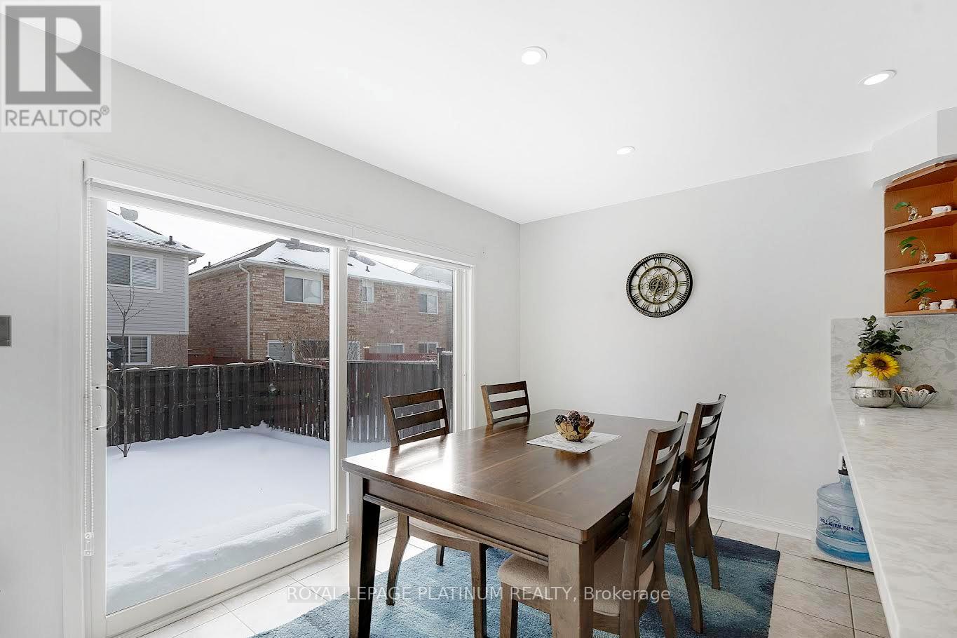 23 Mendoza Drive, Brampton, Ontario  L7A 3M1 - Photo 26 - W12718974