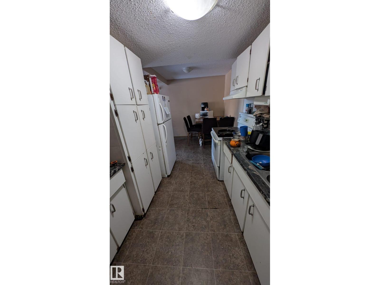 4 Amberly Ct Nw, Edmonton, Alberta  T5A 2H9 - Photo 12 - E4468388