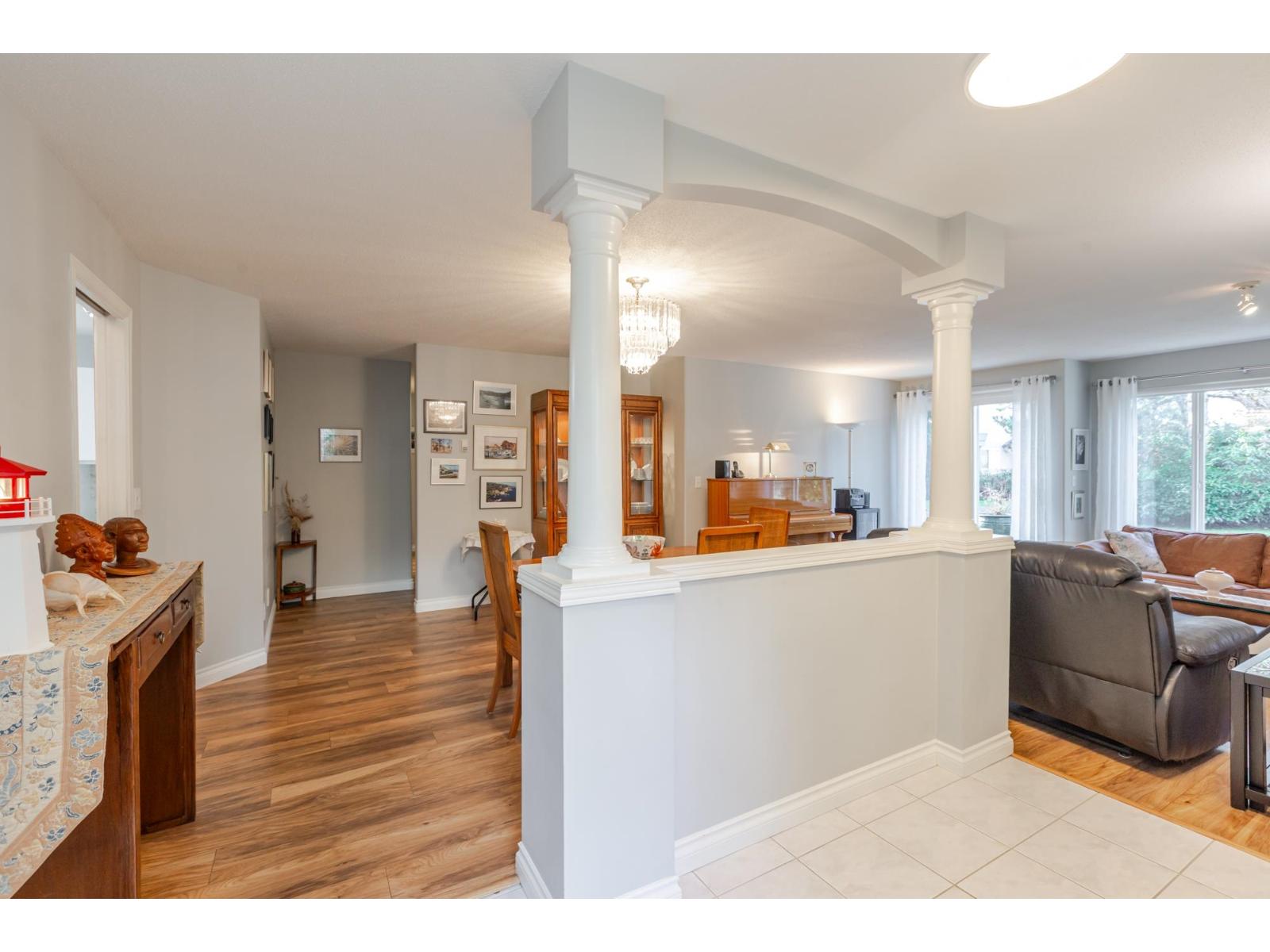 306 13888 70 Avenue, Surrey, British Columbia  V3W 0R8 - Photo 4 - R3081340