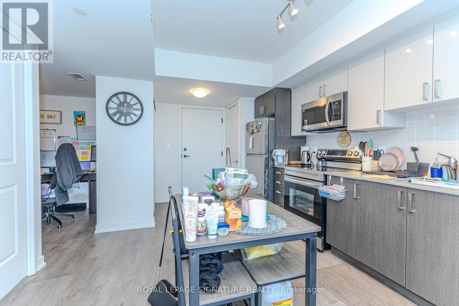 813 - 556 Marlee Avenue, Toronto, Ontario  M6B 0B1 - Photo 13 - W12719134