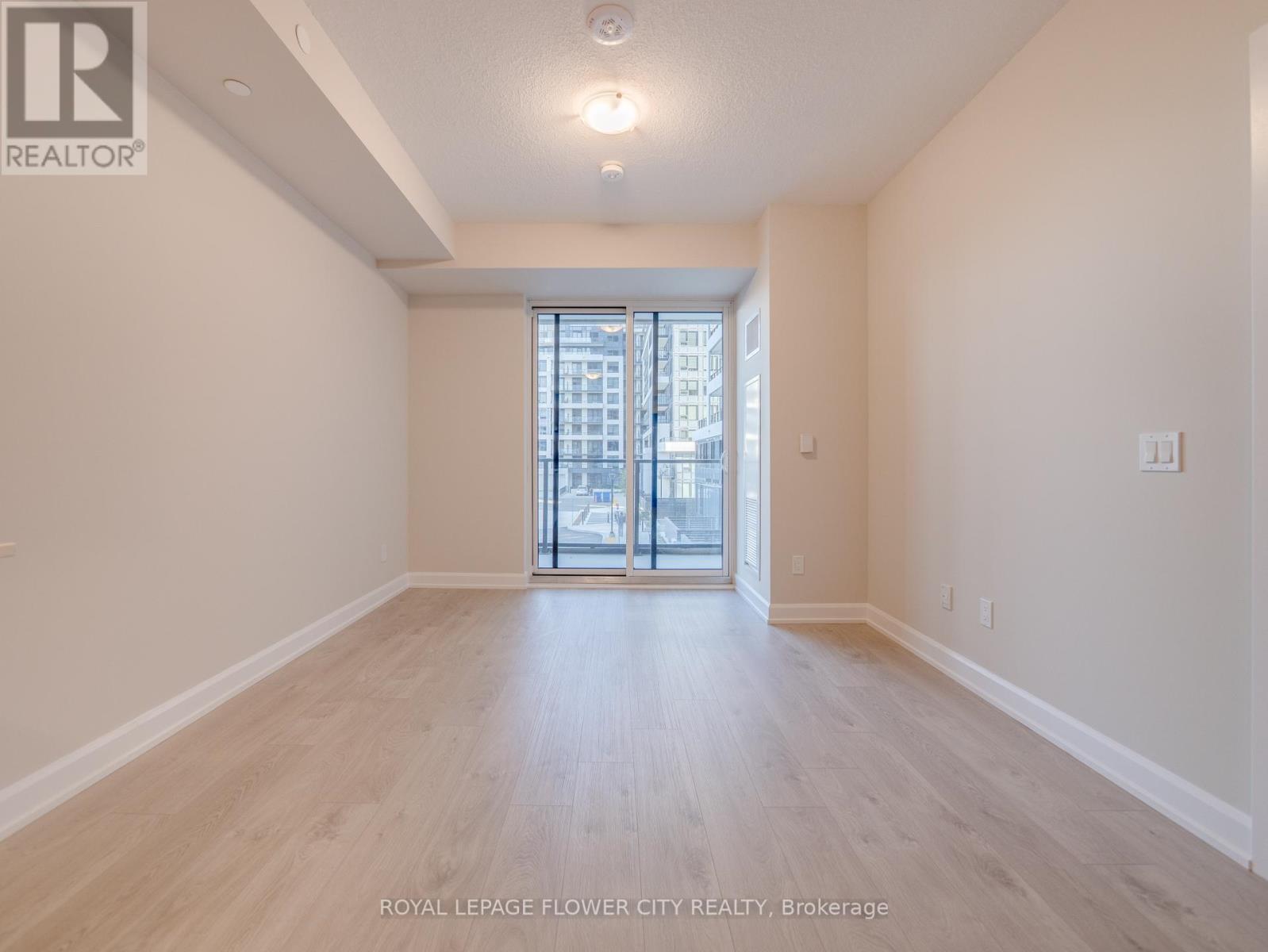 213 - 3220 William Coltson Avenue, Oakville, Ontario  L6H 7X9 - Photo 11 - W12719144