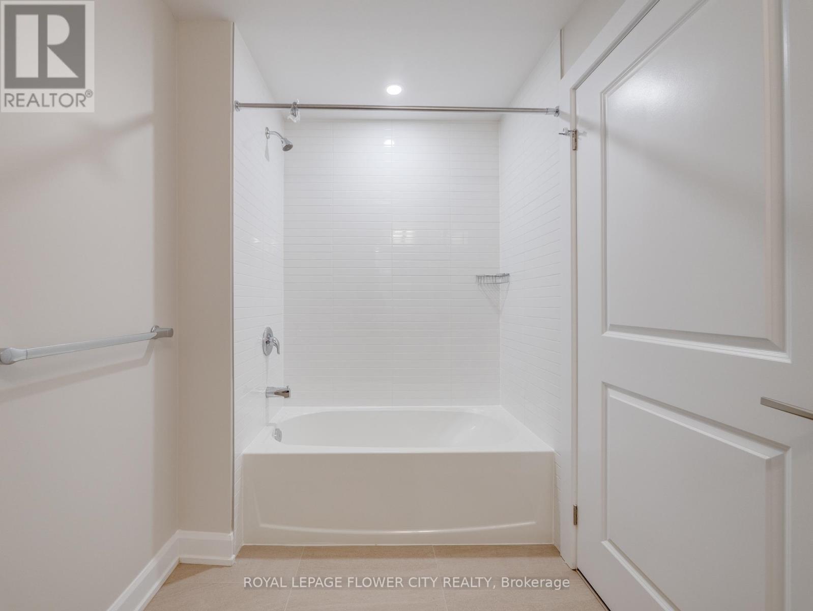 213 - 3220 William Coltson Avenue, Oakville, Ontario  L6H 7X9 - Photo 16 - W12719144