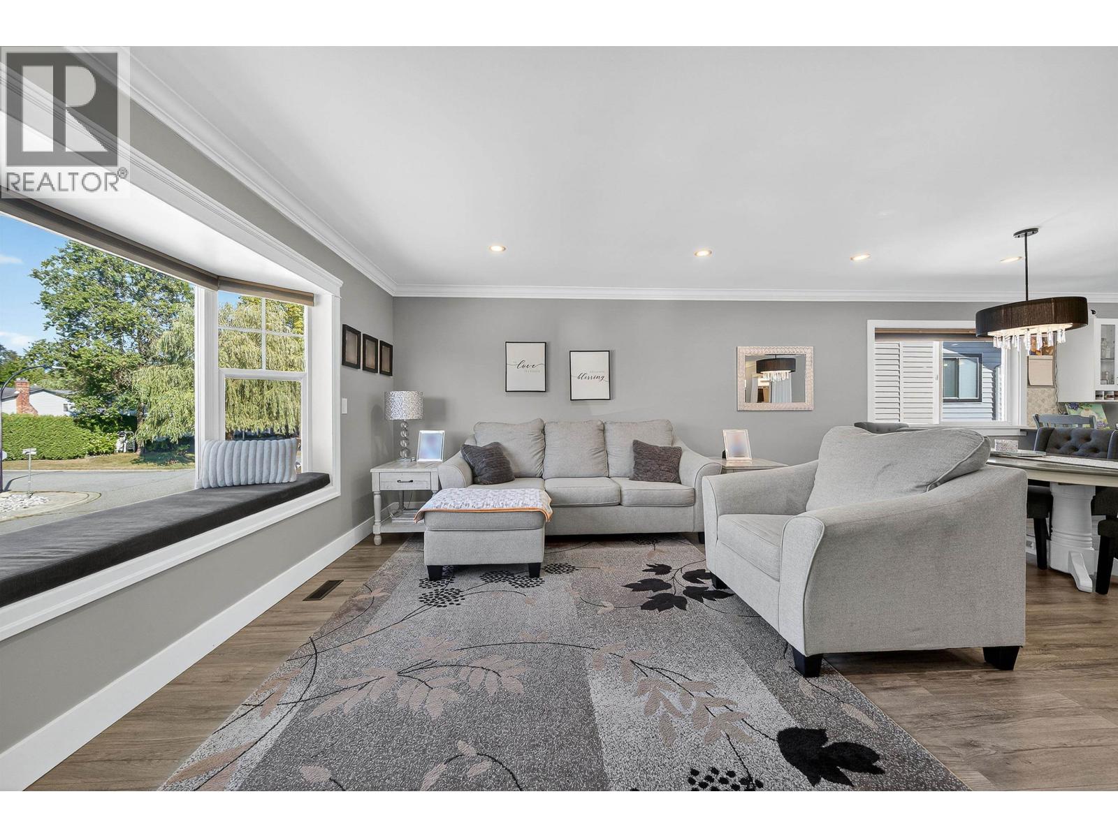 20140 Bruce Avenue, Maple Ridge, British Columbia  V2X 8Y4 - Photo 4 - R3069150