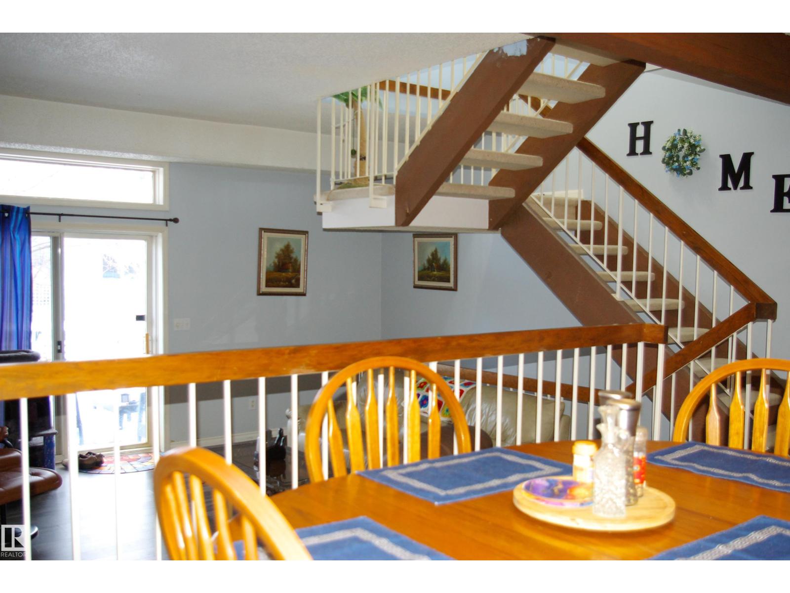 208 Lakeside Gr, St. Albert, Alberta  T8N 3T3 - Photo 7 - E4470698